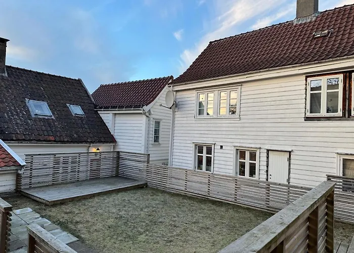 Sandvik's Stuen Leilighet *