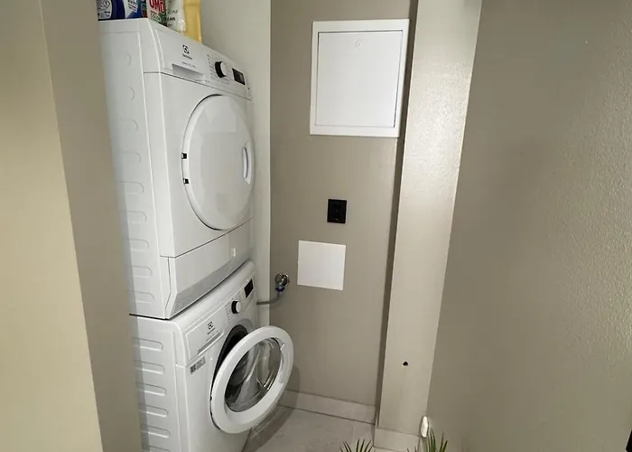 Апартаменты Sandvik's Stuen Берген